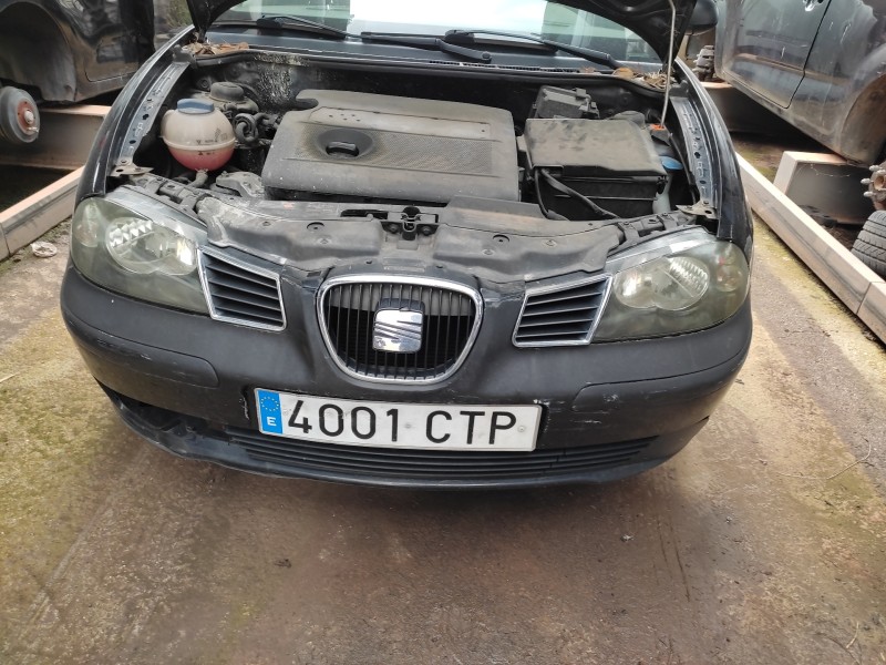 seat ibiza (6l1) del año 2004