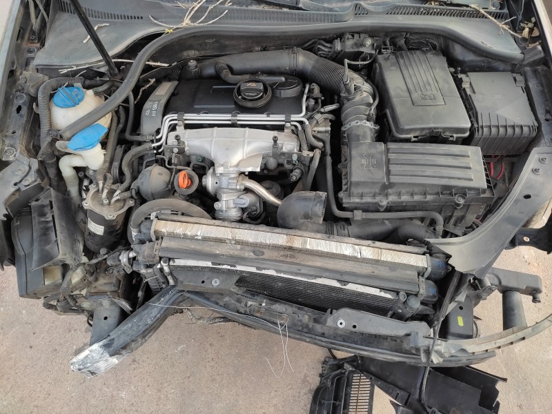 volkswagen golf v berlina (1k1) del año 2005