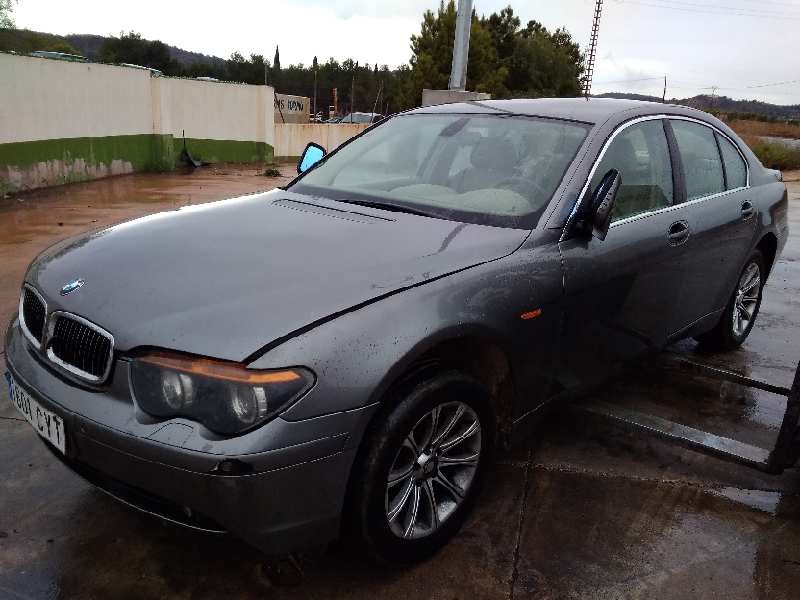 bmw serie 7 (e65/e66) del año 2004