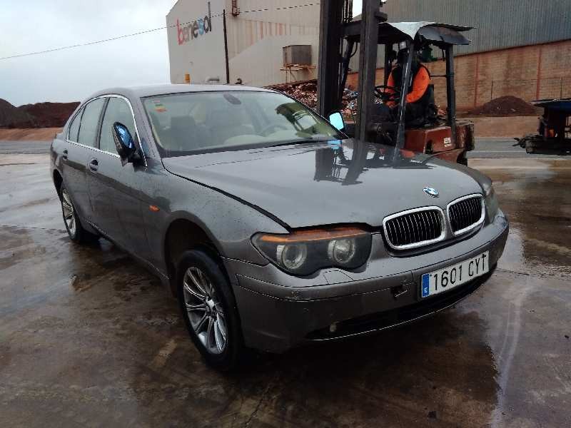 bmw serie 7 (e65/e66) del año 2004