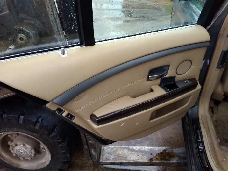 bmw serie 7 (e65/e66) del año 2004