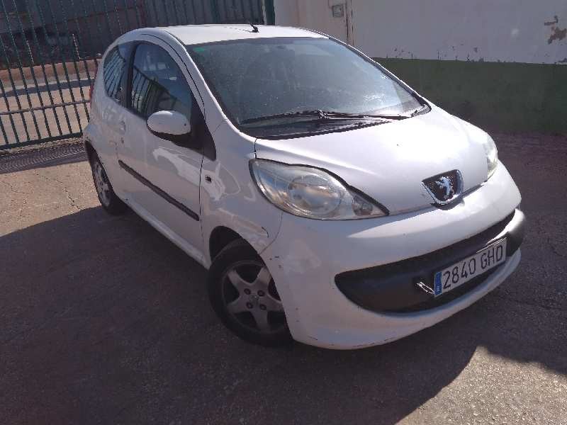 peugeot 107 del año 2008