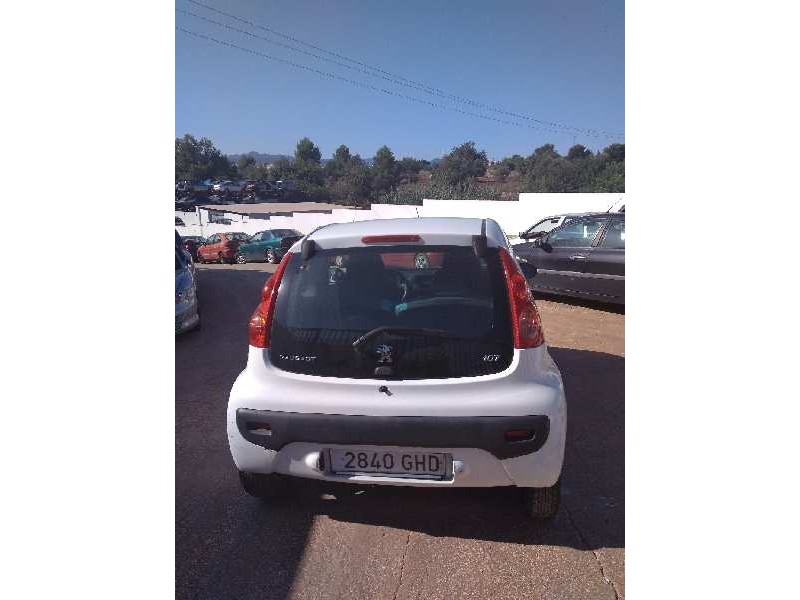 peugeot 107 del año 2008