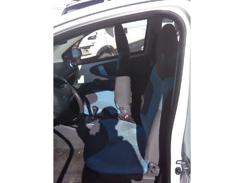 peugeot 107 del año 2008