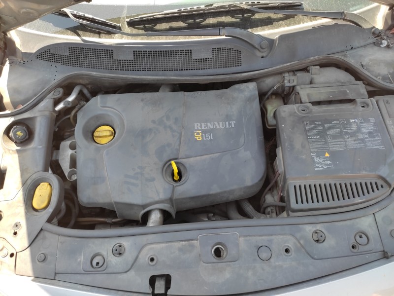 renault megane ii classic berlina del año 2005