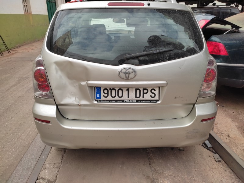 toyota corolla verso (r1) del año 2005