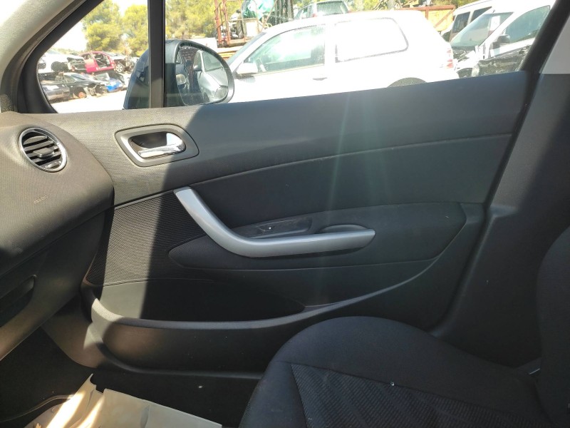 peugeot 308 del año 2002