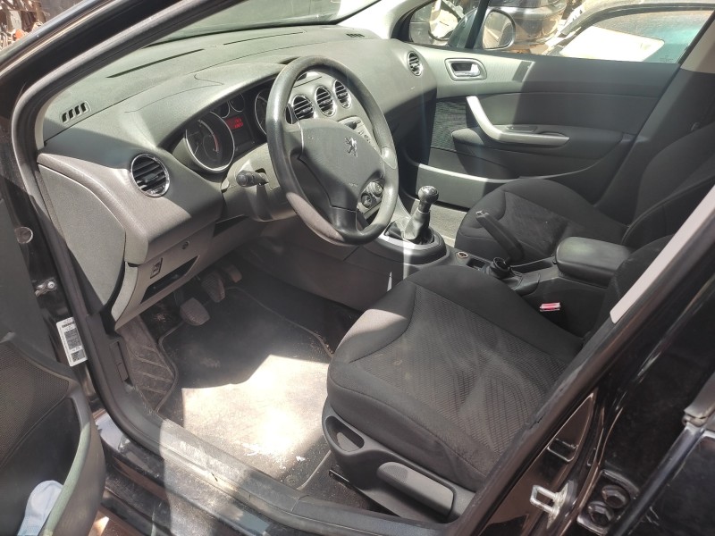 peugeot 308 del año 2002