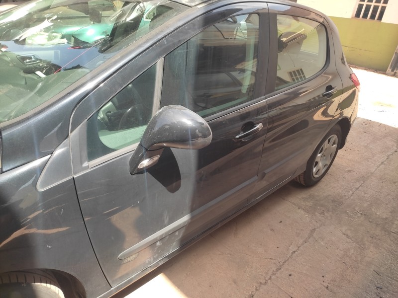 peugeot 308 del año 2002