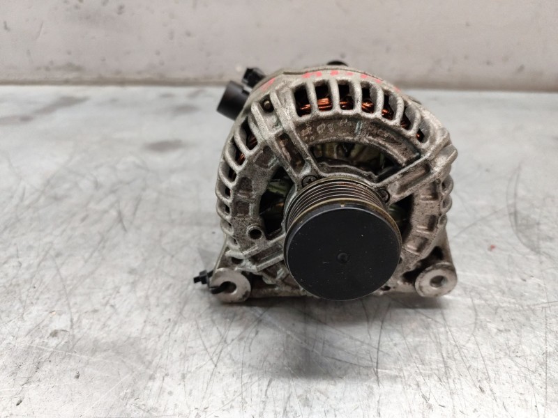 Recambio de alternador para peugeot 307 (3a/c) 1.6 hdi referencia OEM IAM 9646321880 14V 150A 0124525035