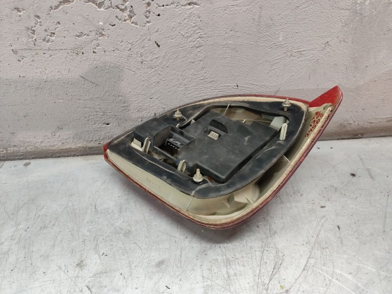 Recambio de piloto trasero izquierdo para ford fiesta iv (ja_, jb_) 1.3 i referencia OEM IAM   