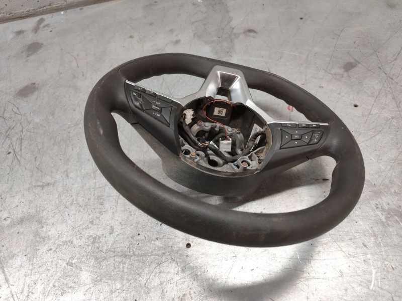 Recambio de volante para nissan juke (f16) acenta referencia OEM IAM   