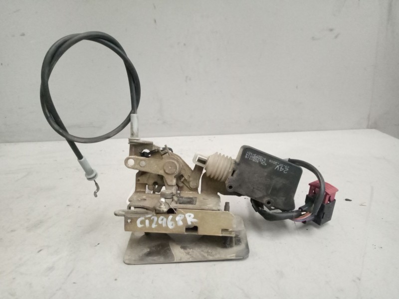 Recambio de cerradura puerta delantera derecha para renault magnum ab diesel referencia OEM IAM 7482280160  
