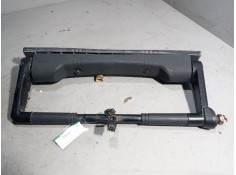 Recambio de brazo retrovisor izquierdo para renault magnum 4xx.18/4xx.26 02  fas 4x2 4xx.18 larga distancia referencia OEM IAM  