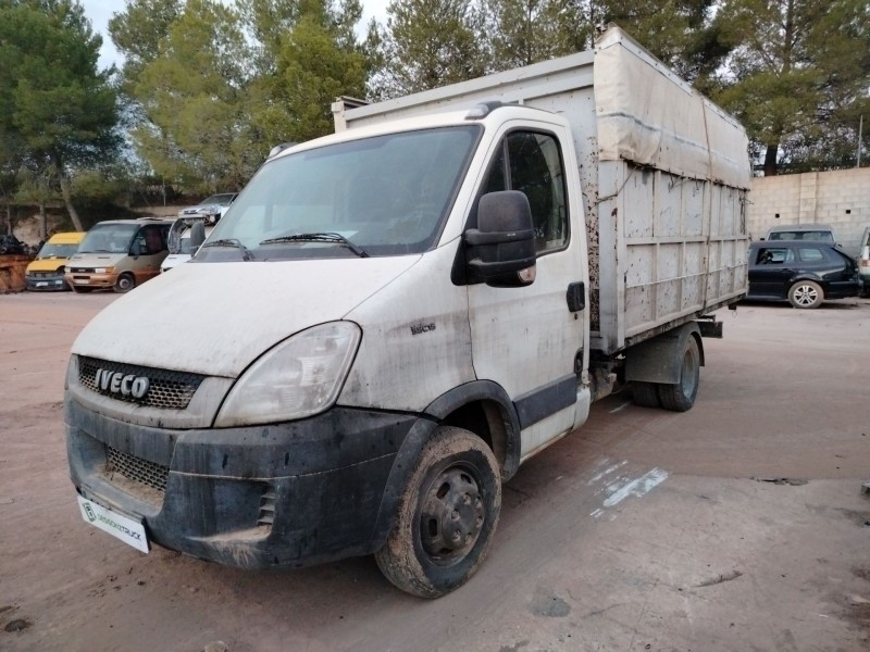 iveco daily caja abierta / volquete del año 2011