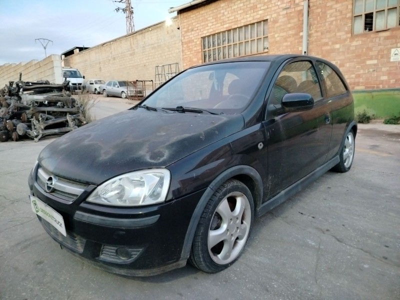 opel corsa c del año 2004