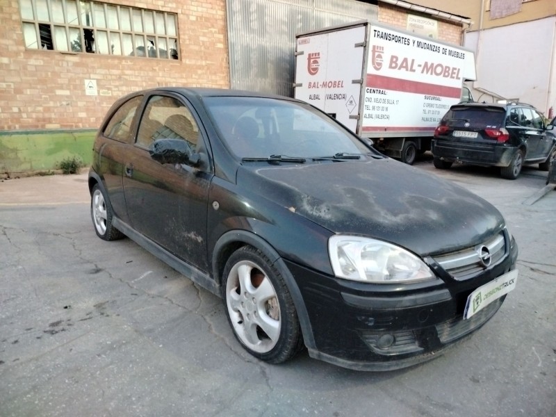 opel corsa c del año 2004
