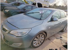 opel astra j (p10) del año 2012 2