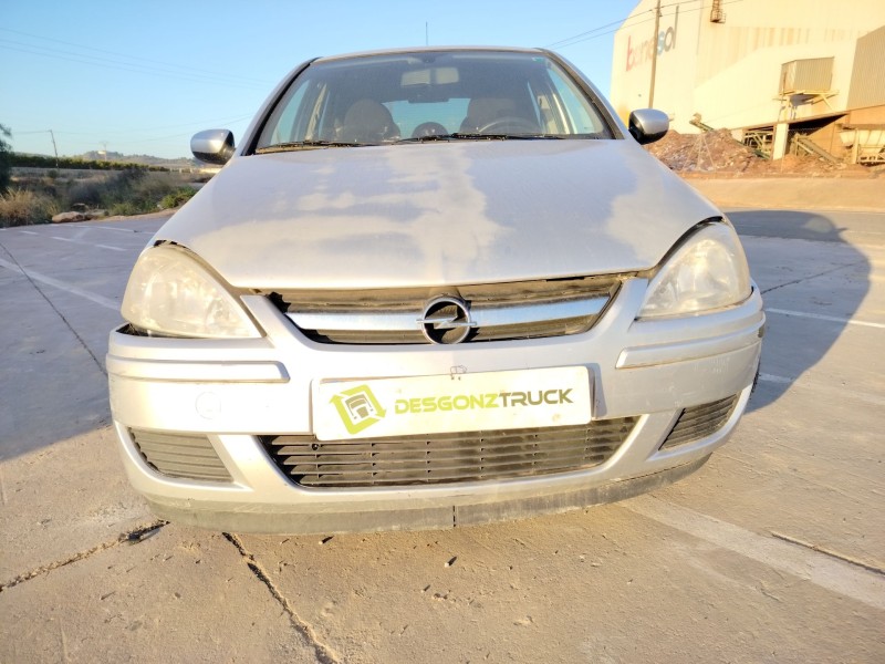opel corsa c del año 2004