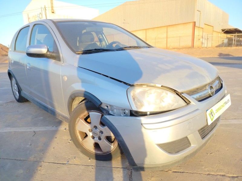 opel corsa c del año 2004