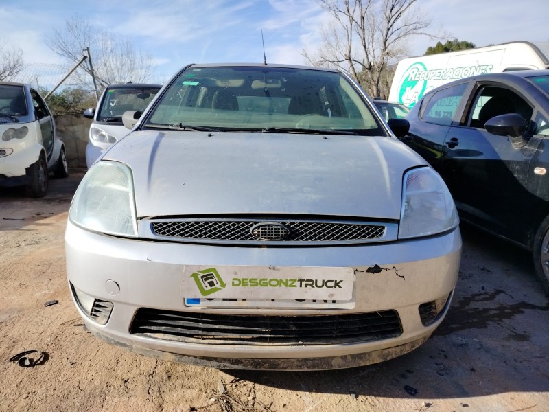 ford fiesta (cbk) del año 2004