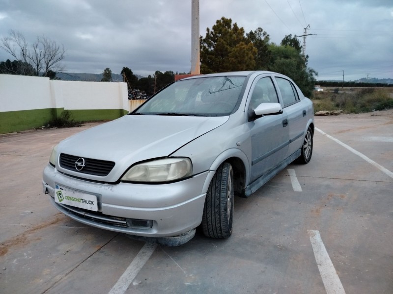 opel astra g berlina del año 2003