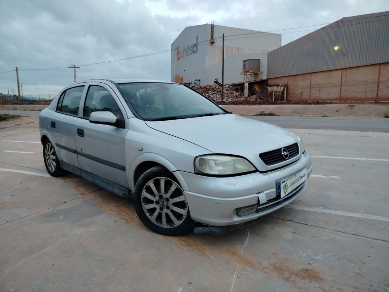 opel astra g berlina del año 2003