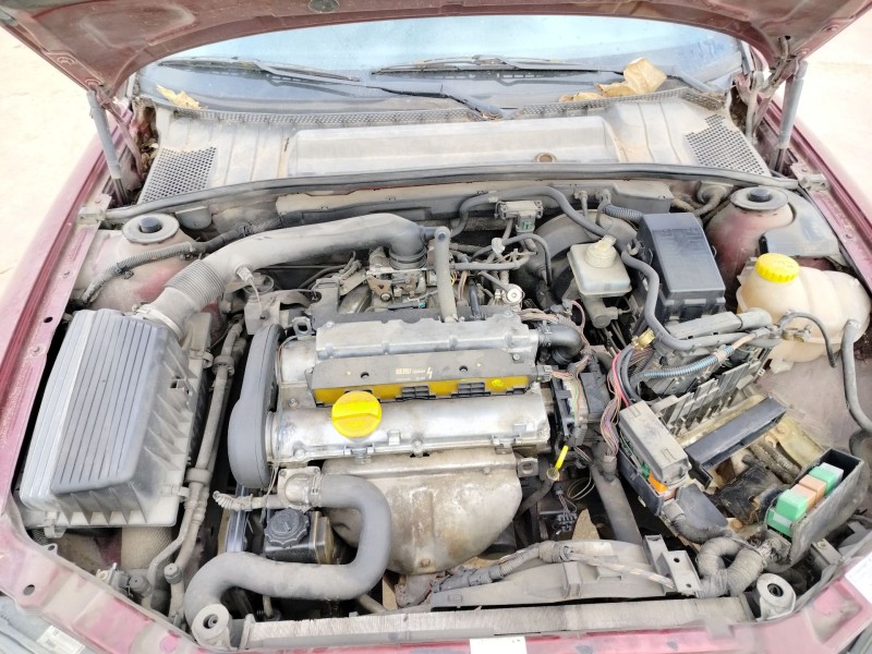 opel vectra b berlina del año 1999