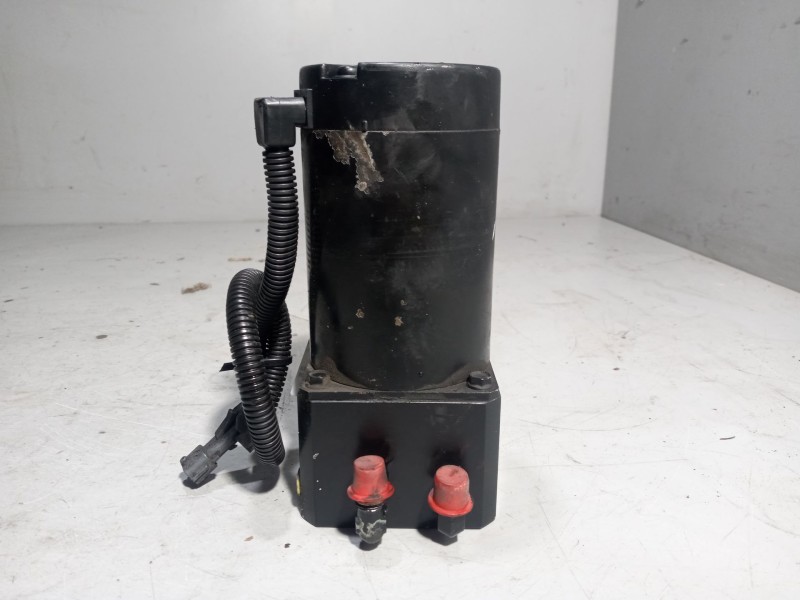 Recambio de bomba elevacion cabina para renault magnum 4xx.18/4xx.26 02  12.0 diesel referencia OEM IAM 82053290  