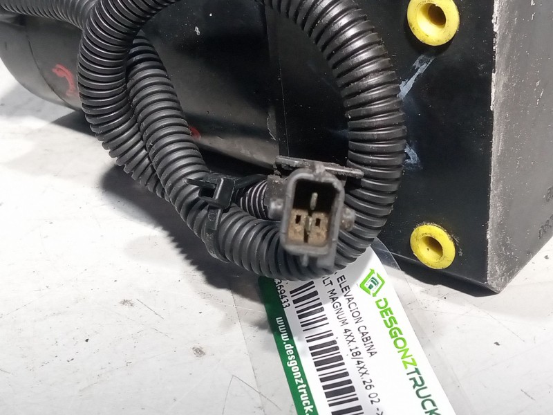 Recambio de bomba elevacion cabina para renault magnum 4xx.18/4xx.26 02  12.0 diesel referencia OEM IAM 82053290  