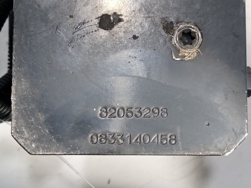 Recambio de bomba elevacion cabina para renault magnum 4xx.18/4xx.26 02  12.0 diesel referencia OEM IAM 82053290  