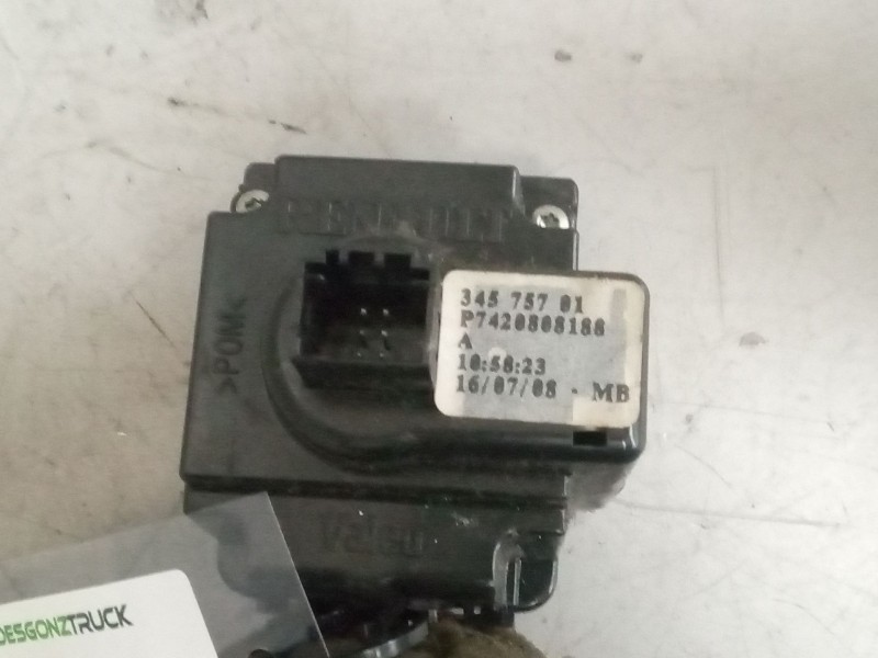 Recambio de mando cambio automatico para renault magnum ab 2005 12.8 diesel referencia OEM IAM 7420808188  20808188