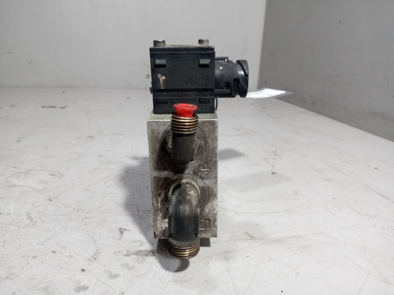 Recambio de valvula aire para scania k114 ib6x24 referencia OEM IAM 0501100038  