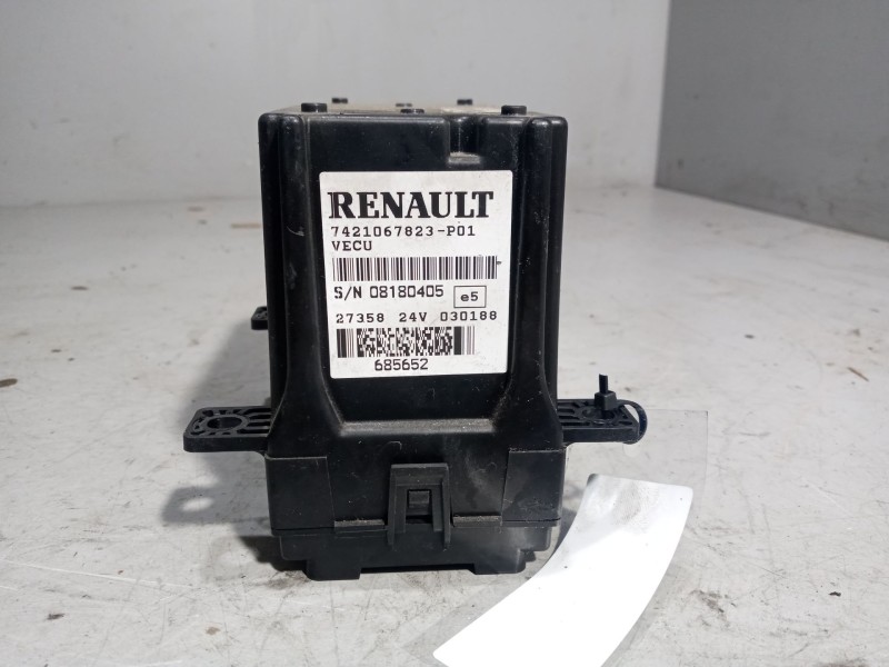 Recambio de modulo electronico para renault magnum ab 2005 12.8 diesel referencia OEM IAM 7421067823 CENTRALITA VECU 