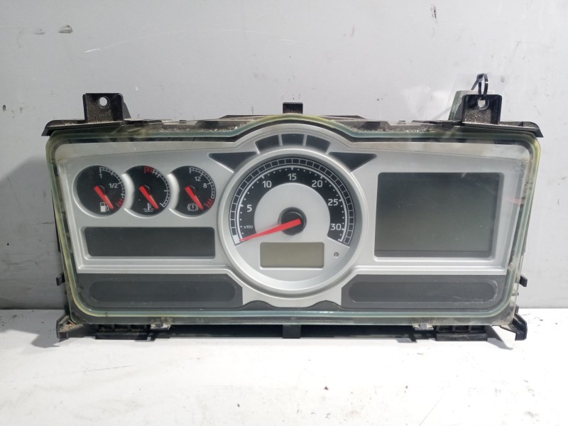 Recambio de cuadro instrumentos para renault magnum ab 2005 12.8 diesel referencia OEM IAM 7420977604  