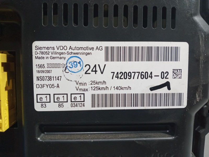 Recambio de cuadro instrumentos para renault magnum ab 2005 12.8 diesel referencia OEM IAM 7420977604  