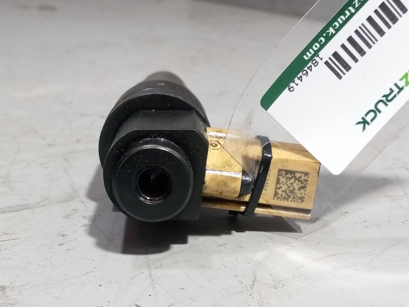 Recambio de inyector para daf serie xf105.xxx 12.9 diesel referencia OEM IAM 1846419  1905001