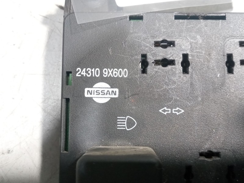 Recambio de caja reles / fusibles para nissan trucks atleon tk140.80 referencia OEM IAM 243109X600  