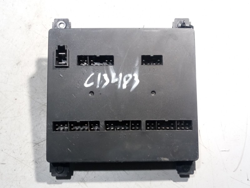 Recambio de caja reles / fusibles para nissan trucks atleon tk140.80 referencia OEM IAM 243109X600  