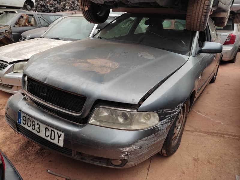 audi a4 berlina (b5) del año 2000