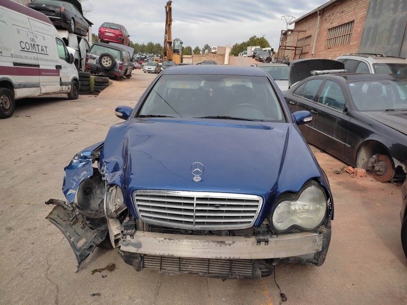 mercedes clase c (w203) berlina del año 2002