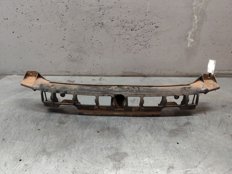 Recambio de soportes paragolpes para peugeot 207 1.6 16v referencia OEM IAM 9649681080  TRASERO CENTRAL