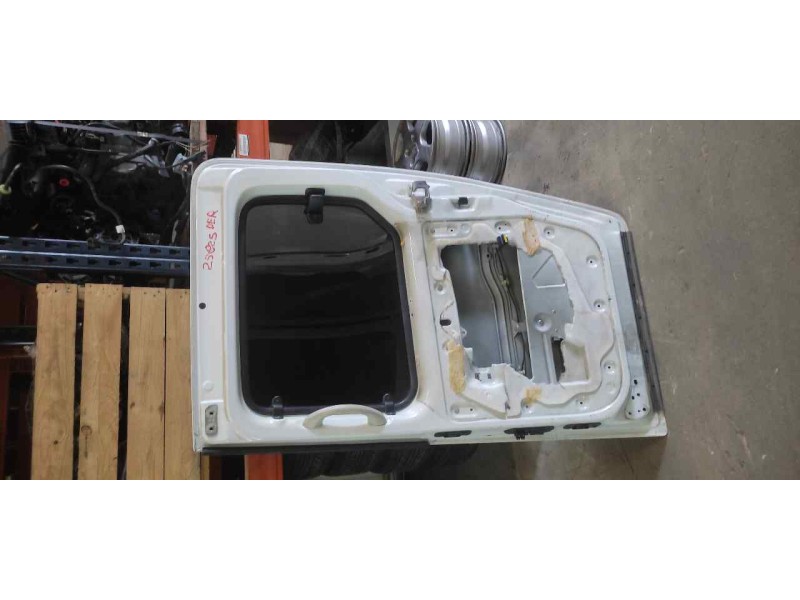 Recambio de puerta lateral corredera derecha para renault kangoo dynamique referencia OEM IAM   