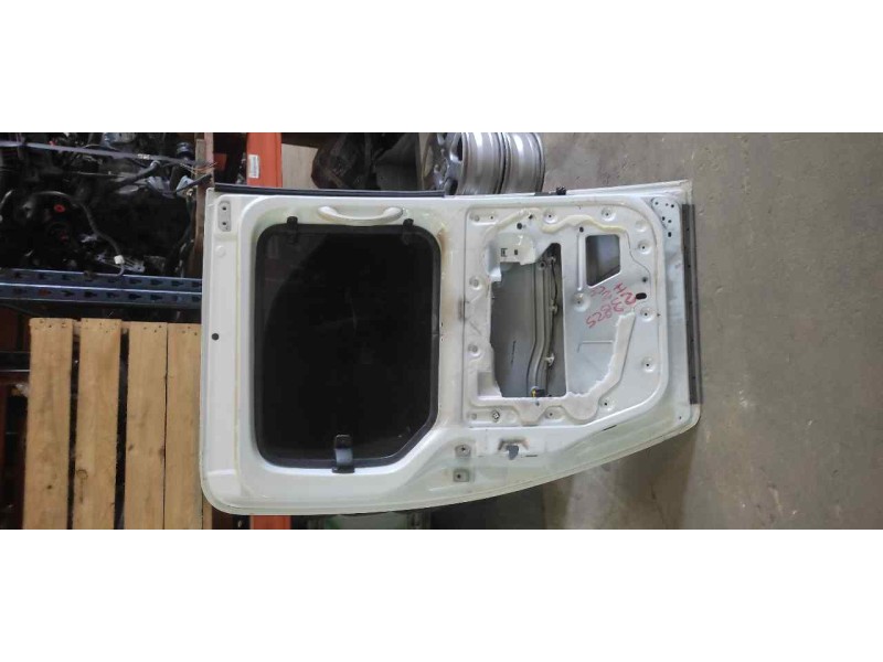 Recambio de puerta trasera izquierda para renault kangoo dynamique referencia OEM IAM   