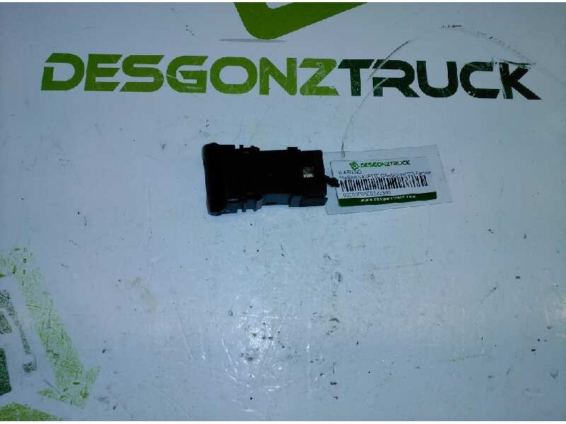 Recambio de warning para nissan vanette cargo (hc23) familiar (5 asientos) referencia OEM IAM   
