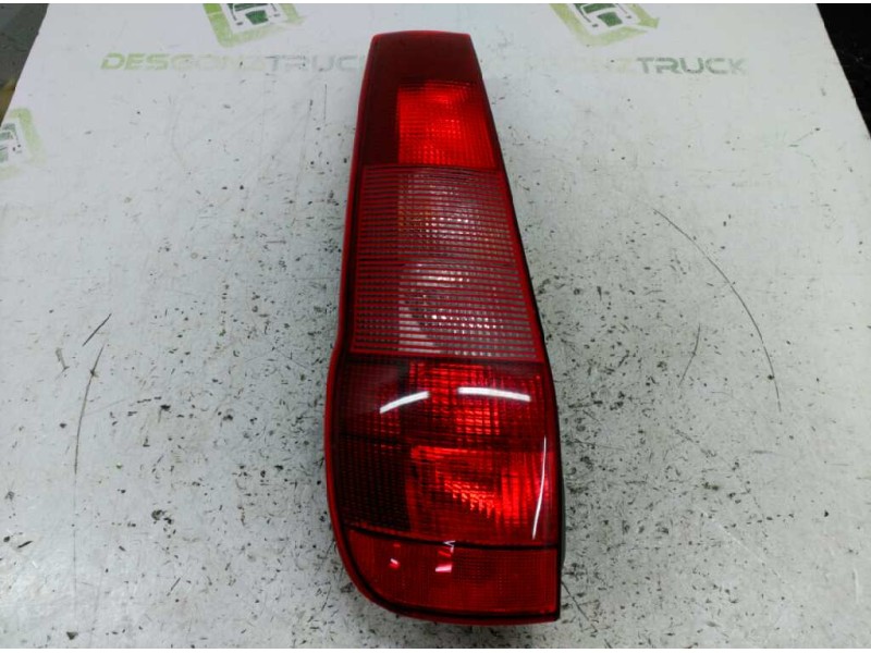 Recambio de piloto trasero izquierdo para fiat punto berlina (176) 85 16v elx referencia OEM IAM   