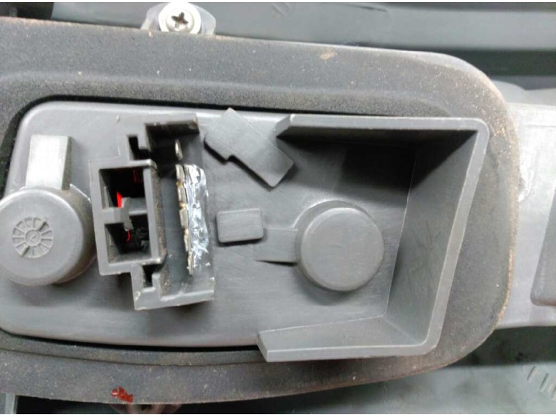 Recambio de piloto trasero izquierdo para fiat punto berlina (176) 85 16v elx referencia OEM IAM   