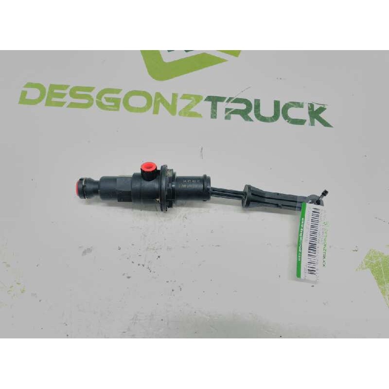 Recambio de bombin embrague para nissan interstar (x70) combi - 6, l2h2, batalla media referencia OEM IAM 7700314537  