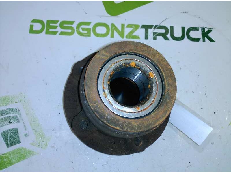 Recambio de buje trasero derecho para nissan interstar (x70) combi - 6, l2h2, batalla media referencia OEM IAM   