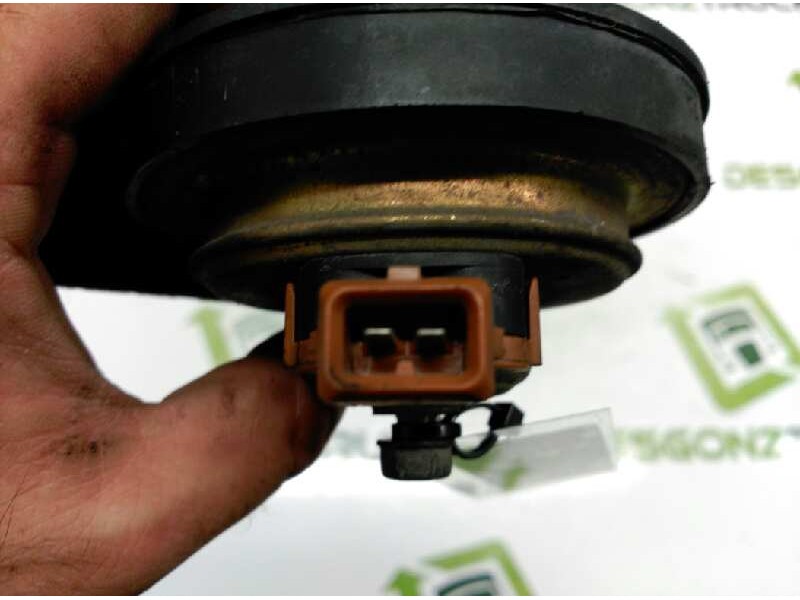 Recambio de claxon para volvo s60 berlina 2.4 d referencia OEM IAM 30796393  
